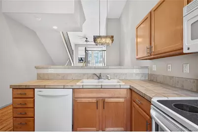 9879 E Florida Place, Aurora, CO 80247 - Photo 8