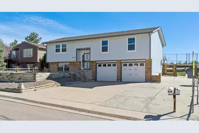 978 Oakwood Drive, Castle Rock, CO 80104 - Photo 2