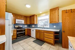 6123 S Datura St, Littleton, CO 80120 - Photo 22