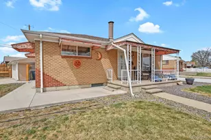 7201 Avrum Dr, Denver, CO 80221 - Photo 2