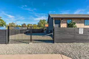 8701 E 11th Ave, Denver, CO 80220 - Photo 24