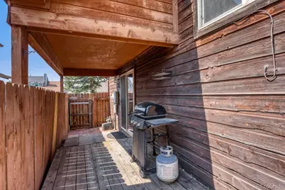 19073 E 16th Avenue, Aurora, CO 80011 - Photo 16
