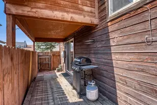 19073 E 16th Ave, Aurora, CO 80011 - Photo 16