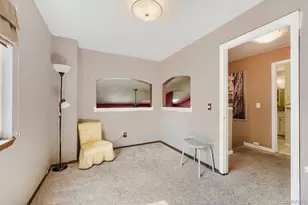 19073 E 16th Ave, Aurora, CO 80011 - Photo 12