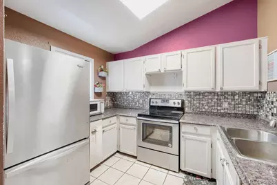 19073 E 16th Avenue, Aurora, CO 80011 - Photo 6