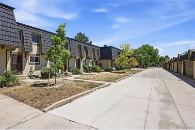 6916 S Broadway, Littleton, CO 80122 - Photo 2