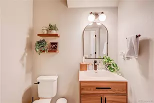 1934 S Poplar Ct, Denver, CO 80224 - Photo 16