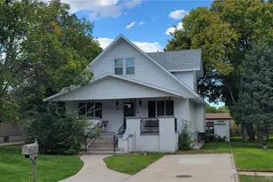 220 E 5th St, Julesburg, CO 80737 - Photo 1