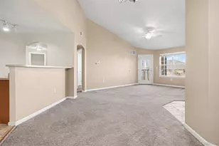 5723 N Gibralter Way, Aurora, CO 80019 - Photo 12