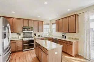 404 N Flat Rock St, Aurora, CO 80018 - Photo 4