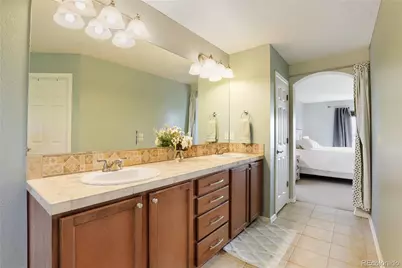 404 N Flat Rock Street, Aurora, CO 80018 - Photo 16