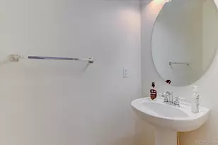 20436 E Flora Dr, Aurora, CO 80013 - Photo 18
