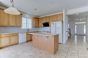 20436 E Flora Dr, Aurora, CO 80013 - Photo 8