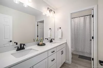 7338 S Yantley Way, Aurora, CO 80016 - Photo 18