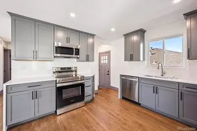 3325 Poplar Street #3325, Denver, CO 80207 - Photo 6
