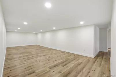 23464 E Heritage Parkway, Aurora, CO 80016 - Photo 34