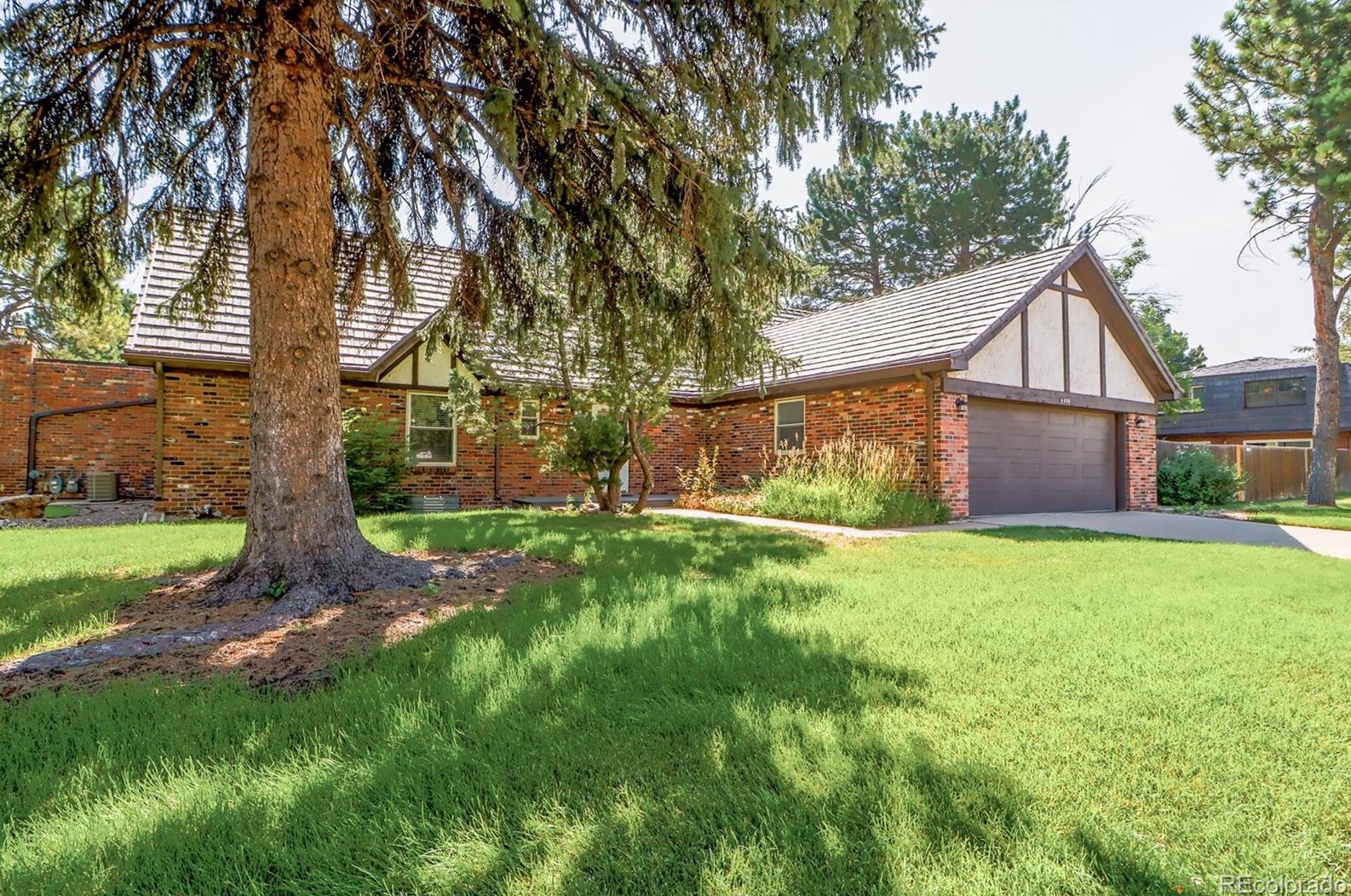 3550 Monaco Pkwy, Denver, CO 80207