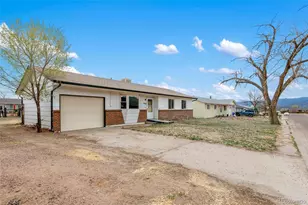 950 Kentucky St, Canon City, CO 81212 - Photo 2