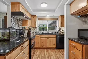 2512 S Worchester Ct, Aurora, CO 80014 - Photo 16
