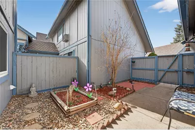 2512 S Worchester Court #C, Aurora, CO 80014 - Photo 4