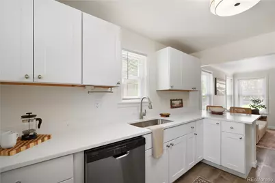 1650 Geneva Street, Aurora, CO 80010 - Photo 14