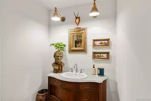 2566 S Clayton St, Denver, CO 80210 - Photo 18