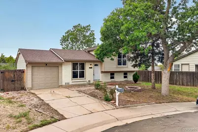 1661 S Walden Court, Aurora, CO 80017 - Photo 2