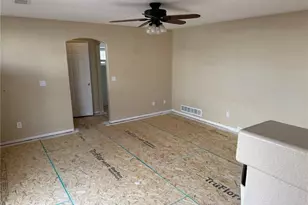 20053 E 40th Ave, Denver, CO 80249 - Photo 8