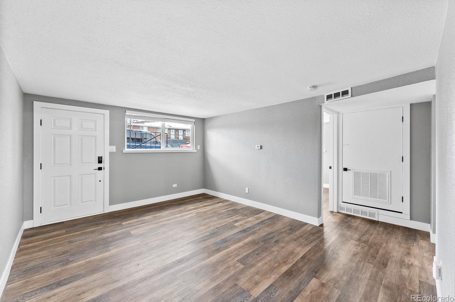 1100 Rosemary St, Denver, CO 80220