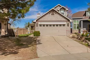 1116 S Rifle Cir, Aurora, CO 80017 - Photo 2