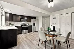 525 S Xenon Ct, Lakewood, CO 80228 - Photo 8
