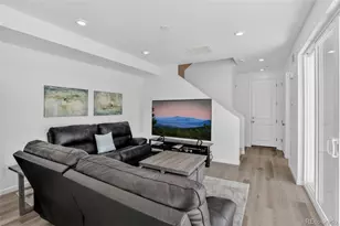 22811 E Stanford Ln, Aurora, CO 80015 - Photo 10