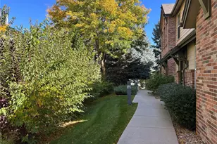 2210 S Vaughn Way, Aurora, CO 80014 - Photo 28