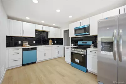 3049 Ursula Street, Aurora, CO 80011 - Photo 10