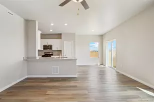 48190 Shetland Dr, Bennett, CO 80102 - Photo 8