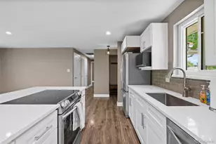 1435 S Zephyr St, Denver, CO 80232 - Photo 8