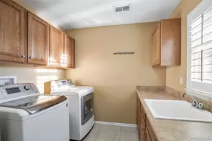 5748 S Duquesne Ct, Aurora, CO 80016 - Photo 26