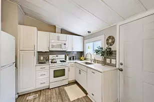 3090 W 55th Pl, Denver, CO 80221 - Photo 4