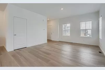 2820 E 153rd Avenue, Thornton, CO 80602 - Photo 6