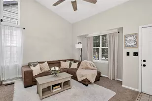 4120 S Ireland Ct, Aurora, CO 80013 - Photo 2