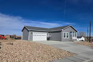 1684 9th St, Limon, CO 80828 - Photo 2