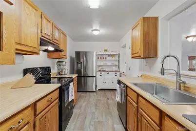 2260 Nome Street, Aurora, CO 80010 - Photo 10