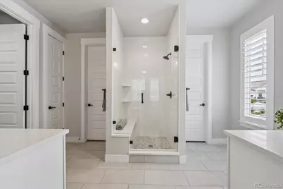 8890 S Quatar Court, Aurora, CO 80016 - Photo 12