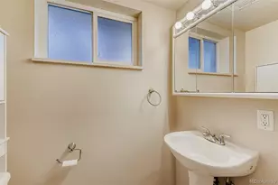 990 S Kenton St, Aurora, CO 80012 - Photo 14