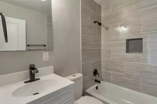 1655 Oakland St, Aurora, CO 80010 - Photo 10