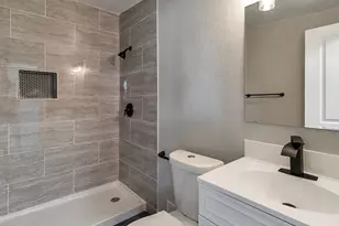 1655 Oakland St, Aurora, CO 80010 - Photo 12