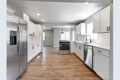 1655 Oakland Street, Aurora, CO 80010 - Photo 4