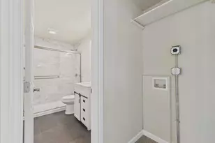 1334 S Decatur St, Denver, CO 80219 - Photo 10