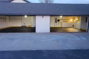 6803 S Liverpool St, Centennial, CO 80016 - Photo 8