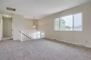 1068 Norfolk St, Aurora, CO 80011 - Photo 6